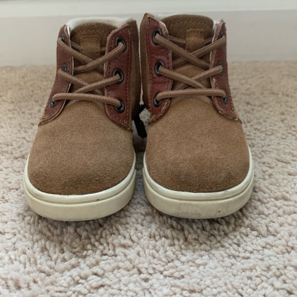 Toddler sneakers